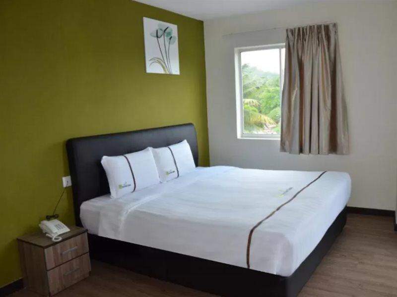 Riverview Hotel Bahau Екстериор снимка