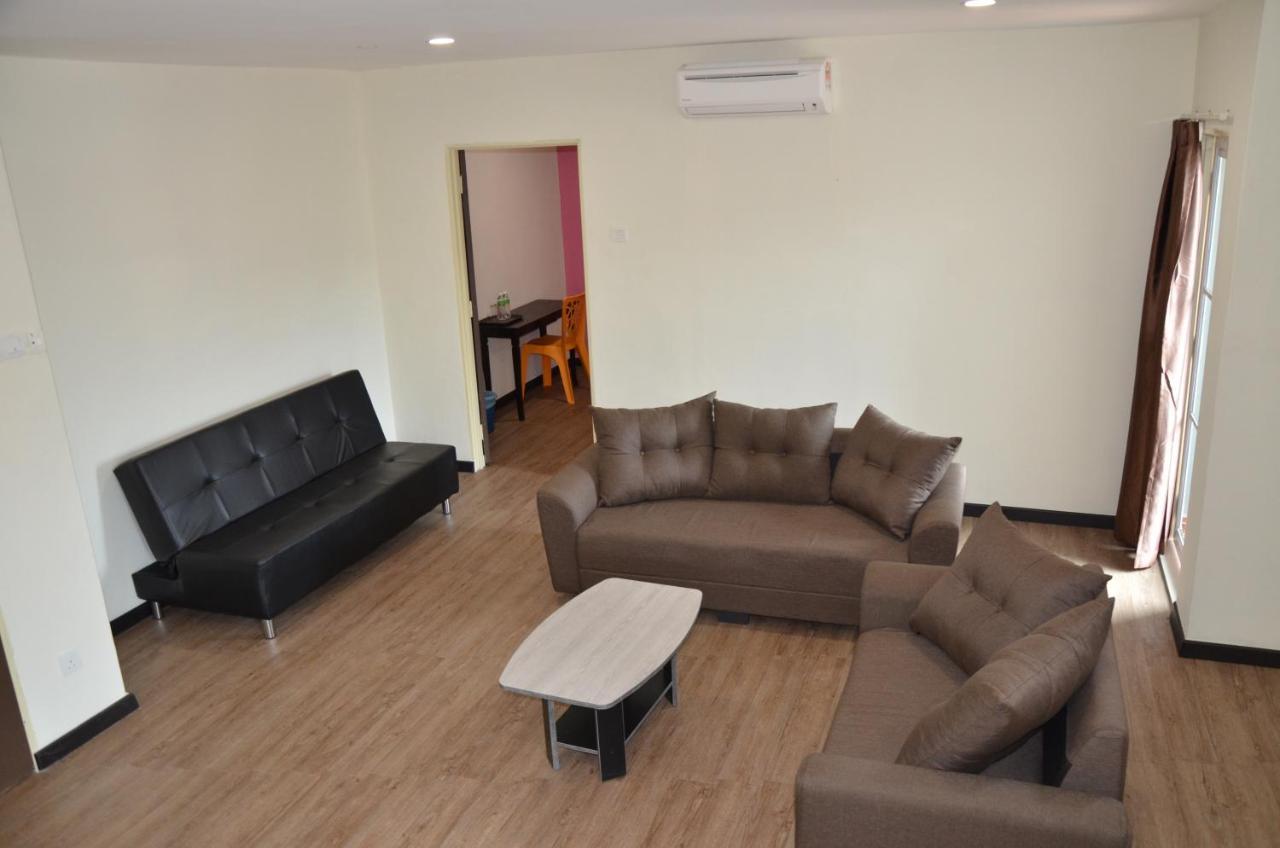Riverview Hotel Bahau Екстериор снимка